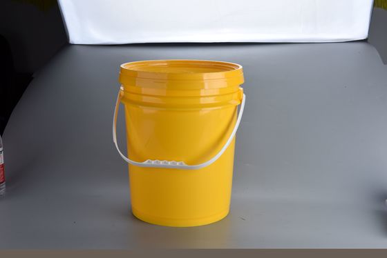 سطل رنگ پلاستیکی قابل تنظیم 18L برای بسته بندی شیمیایی با اندازه های مختلف در دسترس است